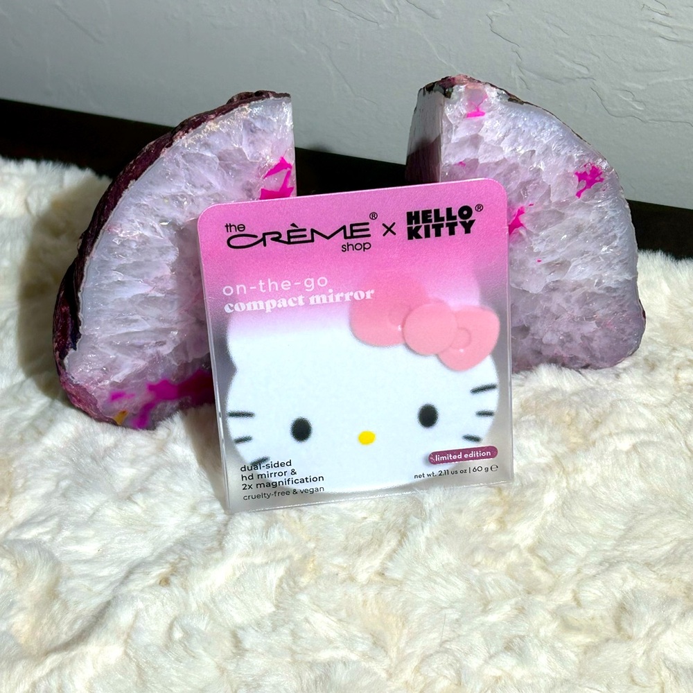 Hello Kitty Mirror